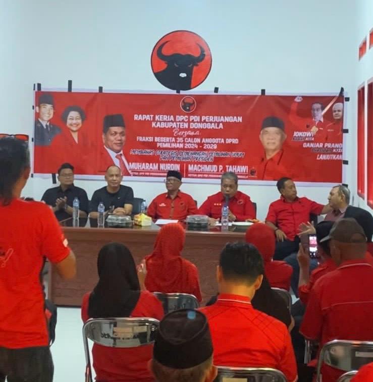 PDI P Donggala Dukung Akbar Supratman Calon Senator Muda HARIAN MERCUSUAR