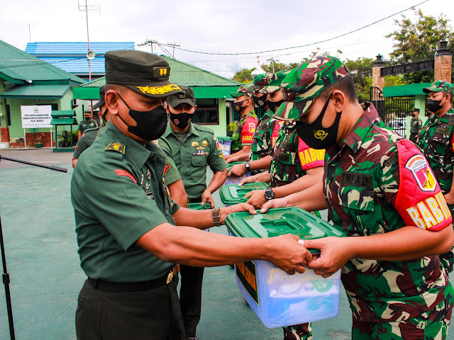 Babinsa Daerah Terpencil Dapat Bingkisan Dari Kasad-9ca0c0c5