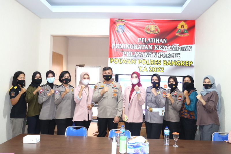 Polwan Tingkatkan Peningkatan Pelayanan Publik-9b91c2f1