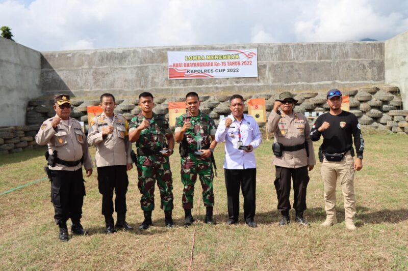 Polres Touna Gelar Lomba Menembak-f7ad36f9