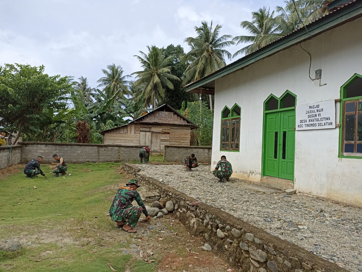 bersihkan masjid-8990a2e3