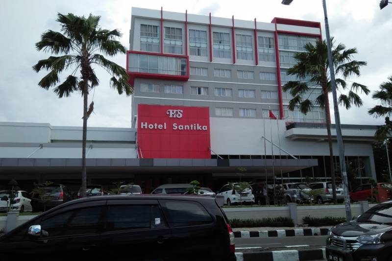 htl santika-e02b5014