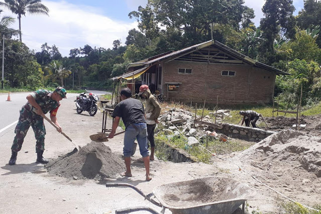 Bantu Warga Bangun Masjid di Toboli Barat-a966bd41