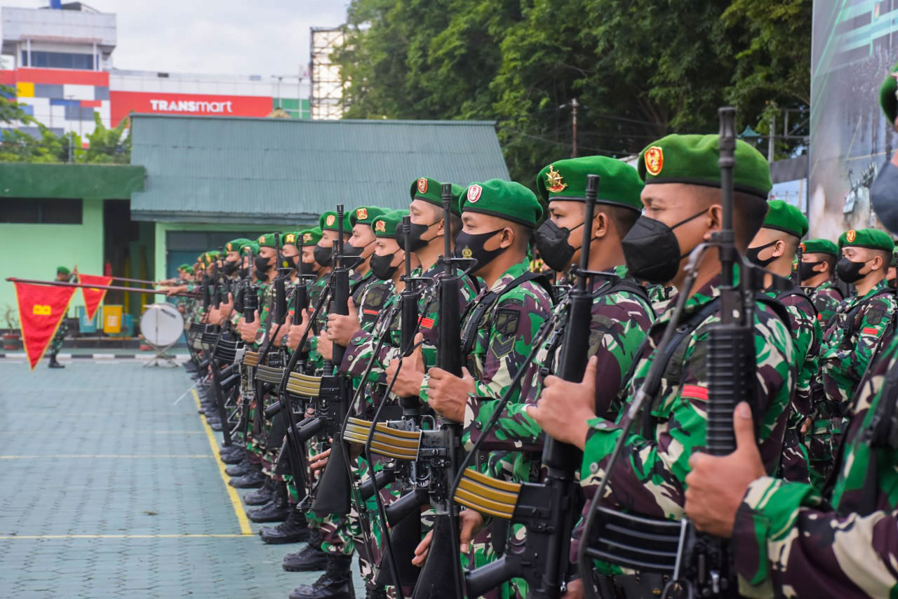 Korem 132Tdl  Gelar Upacara Bendera Mingguan-c136a5af