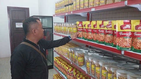 BAWANG
